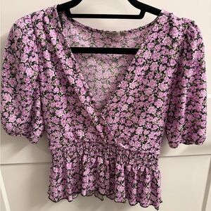 Floral V-Neck Puff Sleeve Top